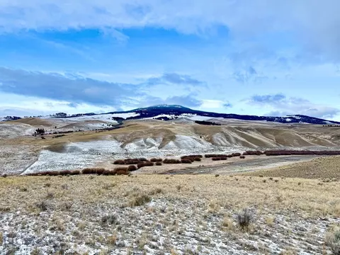 1269 Open Range Ln, Divide, MT 59727