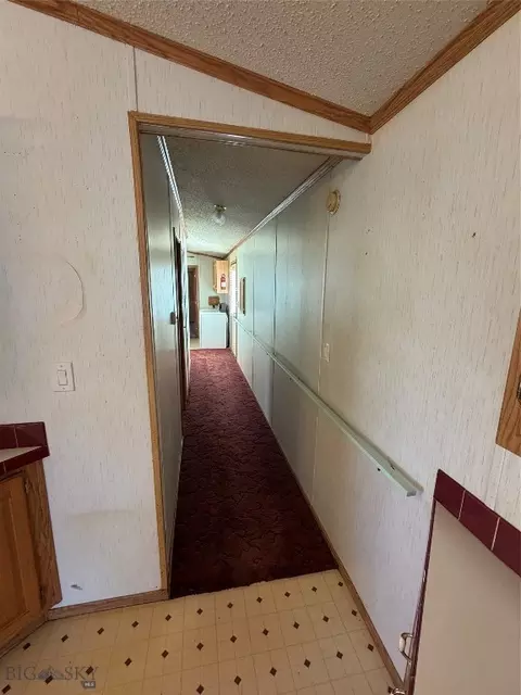Entry Way - 112 N Pine St, Townsend, MT 59644 photo 1 of 1
