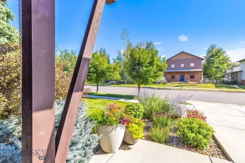 Exterior - 1719 Midfield St, Bozeman, MT 59715 photo 5 of 6
