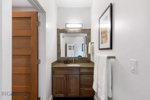 Bath - 1719 Midfield St, Bozeman, MT 59715 photo 4 of 7