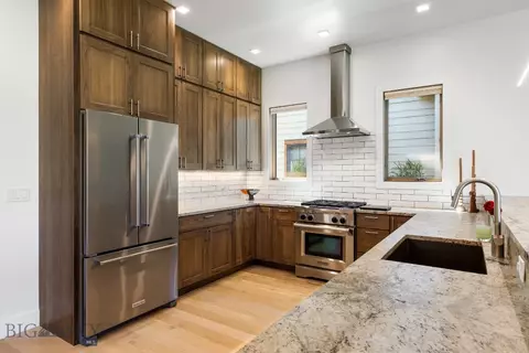 Kitchen - 1719 Midfield St, Bozeman, MT 59715 photo 6 of 8