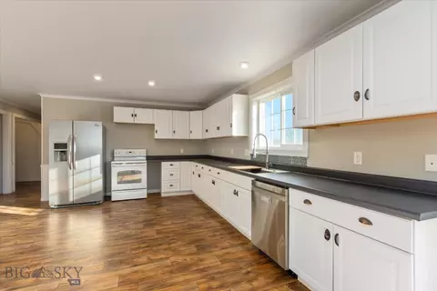 Kitchen - 134 Clarks Fork Dr, Laurel, MT 59044 photo 1 of 1