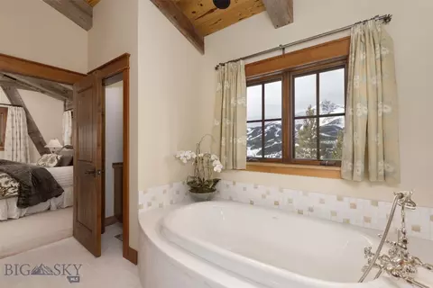Bath - 64 Summit View Dr, Big Sky, MT 59716 photo 4 of 7