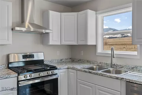 Kitchen - Undisclosed, Townsend, MT 59644 photo 3 of 3