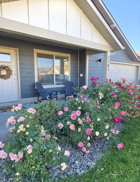 Exterior - 1707 Dillon, Belgrade, MT 59714 photo 8 of 12