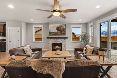 Living - 2019 E Silver Cir, Belgrade, MT 59714 photo 3 of 7