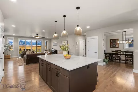 Kitchen - 2019 E Silver Cir, Belgrade, MT 59714 photo 6 of 7
