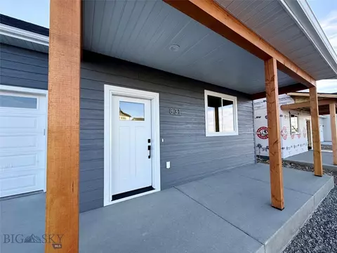831 Accolade Loop, Belgrade, MT 59714 photo 2