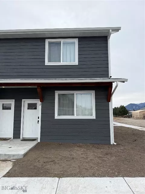 413 Garnier Ave #D, Livingston, MT 59047