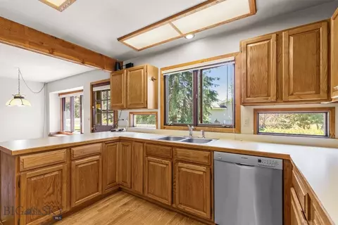 Kitchen - 43 Hitching Post Rd, Bozeman, MT 59715 photo 1 of 4
