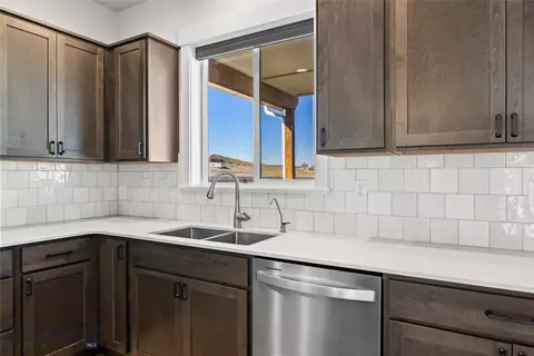 Kitchen - 259 Rolling Prairie Way, Three Forks, MT 59752 photo 2 of 7