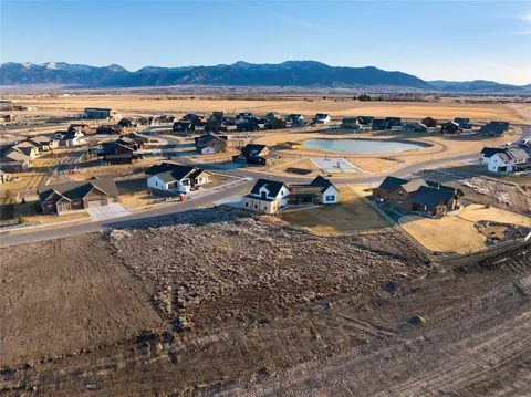 64 Swayback Ln, Bozeman, MT 59718 photo 23