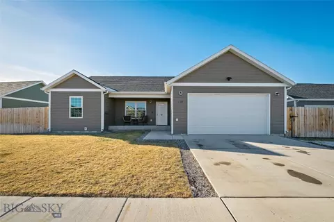 1103 Falcon Ridge Blvd, Belgrade, MT 59714