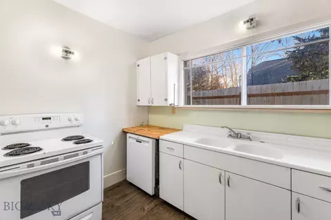 Kitchen - 309 E Beall, Bozeman, MT 59715 photo 4 of 5