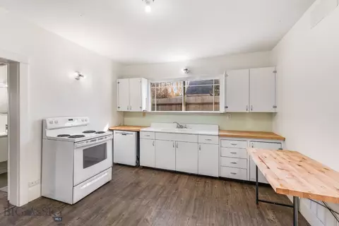 Kitchen - 309 E Beall, Bozeman, MT 59715 photo 5 of 5