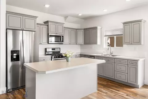 352 Pond Lily Dr, Bozeman, MT 59718