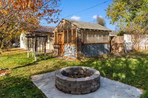 Exterior - 202 N Walnut St, Townsend, MT 59644 photo 3 of 3