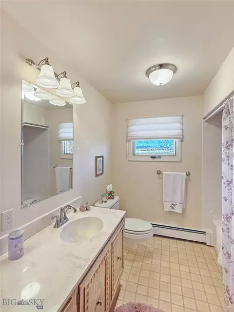 Bath - 30 N Walnut, Dillon, MT 59725 photo 1 of 2