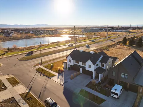 View/Area - 1327 Windrow Dr, Bozeman, MT 59718 photo 1 of 9