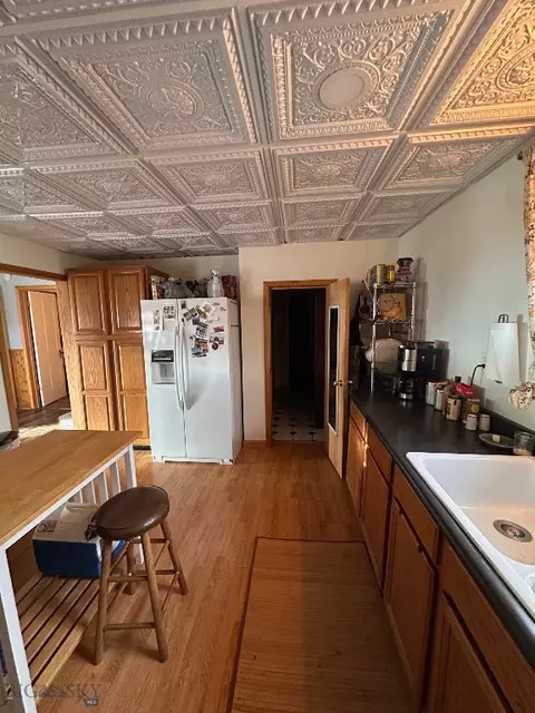 Kitchen - Undisclosed, Walkerville, MT 59701 photo 3 of 3