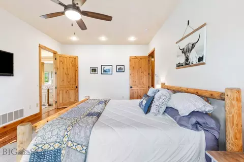 Bedroom - 115 Holding Pen Rd, Cameron, MT 59720 photo 5 of 11