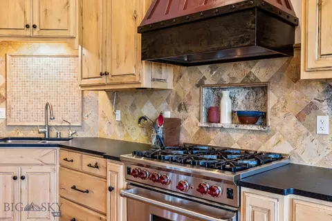 Kitchen - 115 Holding Pen Rd, Cameron, MT 59720 photo 4 of 4
