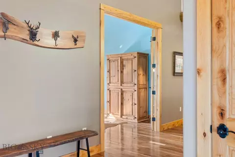 Entry Way - 115 Holding Pen Rd, Cameron, MT 59720 photo 3 of 6