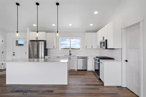 Kitchen - Undisclosed, Townsend, MT 59644 photo 2 of 5