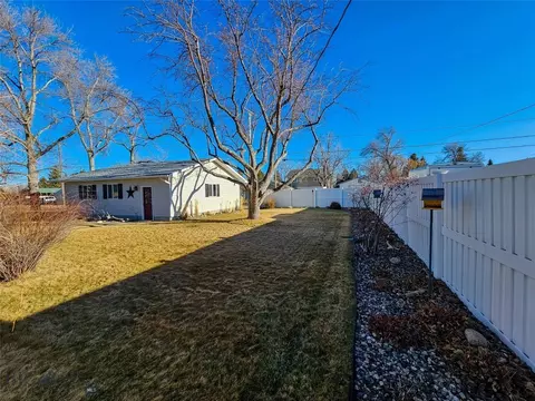 Exterior - 319 E 7th Ave, Big Timber, MT 59011 photo 10 of 11