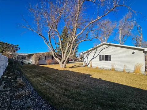 Exterior - 319 E 7th Ave, Big Timber, MT 59011 photo 7 of 11