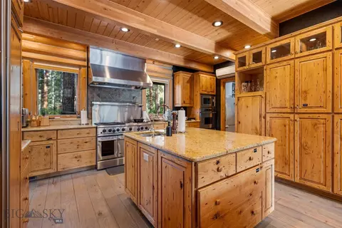 Kitchen - Undisclosed, Hamilton, MT 59840 photo 3 of 7