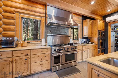 Kitchen - Undisclosed, Hamilton, MT 59840 photo 4 of 7