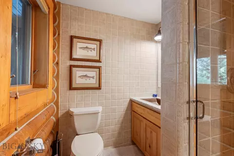 Bath - Undisclosed, Hamilton, MT 59840 photo 7 of 13