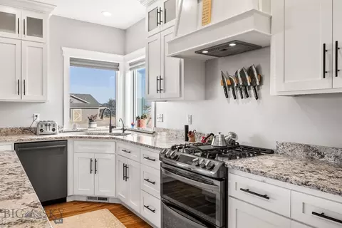 Kitchen - 70 Lincoln, Dillon, MT 59725 photo 3 of 3