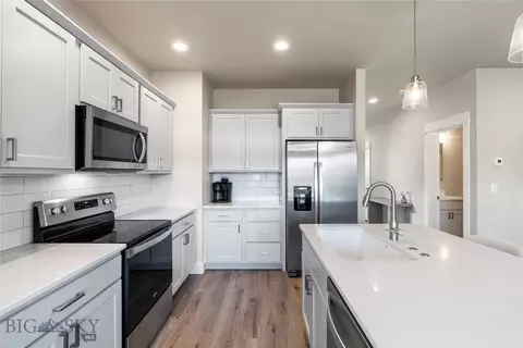 Kitchen - 309 Meriwether Ave, Bozeman, MT 59718 photo 4 of 6