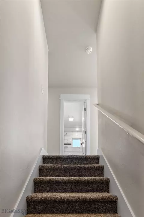 Entry Way - 309 Meriwether Ave, Bozeman, MT 59718 photo 4 of 7