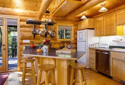 Kitchen - Undisclosed, Clinton, MT 59825 photo 2 of 3