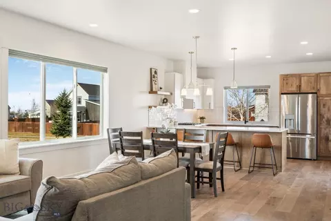 399 Cloudfield Cir, Bozeman, MT 59718 photo 4