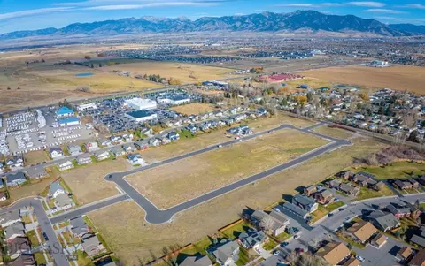 View/Area - 405 Cloudfield Cir, Bozeman, MT 59718 photo 1 of 2