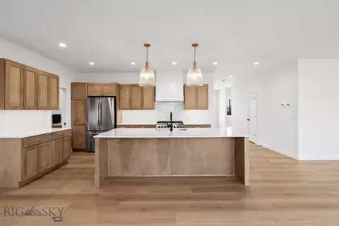569 Rowland, Bozeman, MT 59718 photo 2