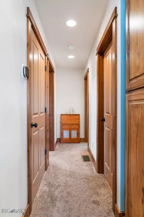 Entry Way - Undisclosed, Townsend, MT 59644 photo 4 of 6