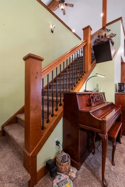 Entry Way - Undisclosed, Townsend, MT 59644 photo 5 of 6