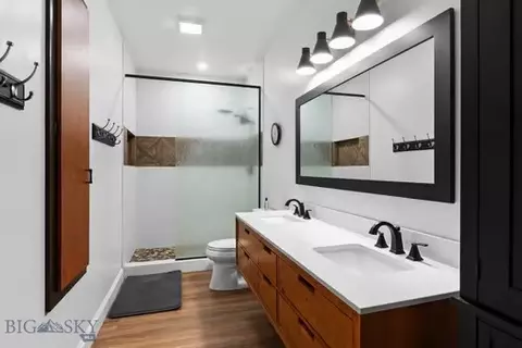 Bath - 42 Lynx Ct, Dillon, MT 59725 photo 5 of 6