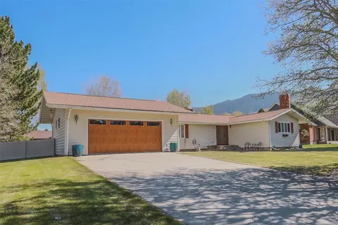 13 Bittersweet Dr, Butte, MT 59701