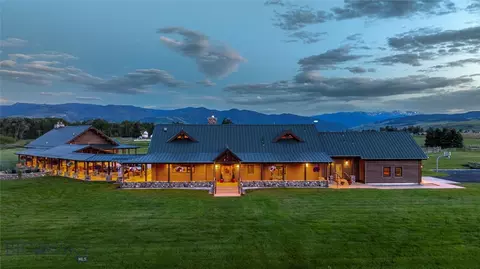 1021 Gateway South Rd, Gallatin Gateway, MT 59730