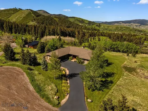 303 S Big Elk Meadow Rd, Gallatin Gateway, MT 59730