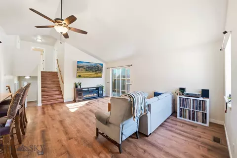 Living - 250 Jackson Ln, Belgrade, MT 59714 photo 1 of 2