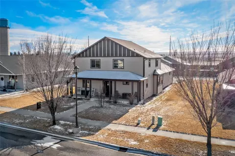 304 Farmall Ln, Manhattan, MT 59741