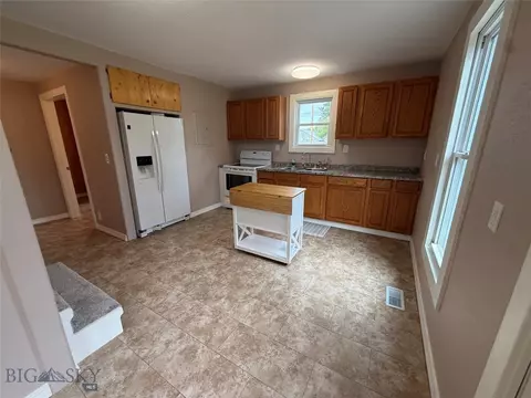 Kitchen - 207 Harris, Big Timber, MT 59011 photo 2 of 2