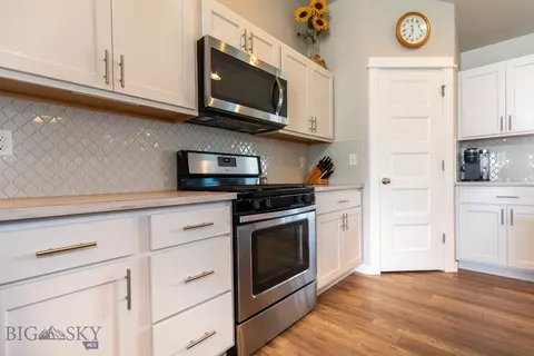 Kitchen - 287 Stephanie Ln, Bozeman, MT 59718 photo 5 of 5